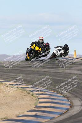 media/Nov-16-2025-Race Pace (Sun) [[8c5fa54630]]/Verified Riders/1-Turns 9 and 10 (925am)/